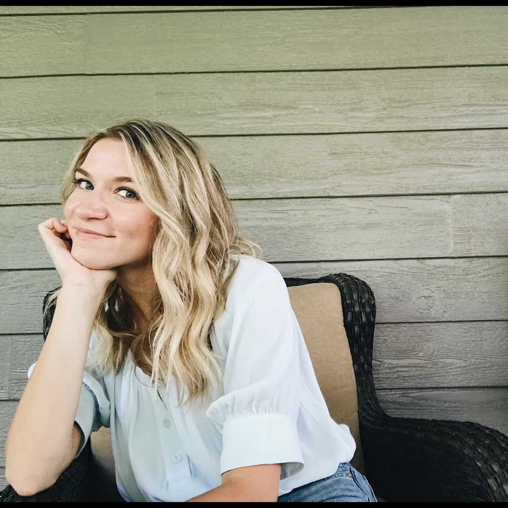 Meet your Posher, Alyssa